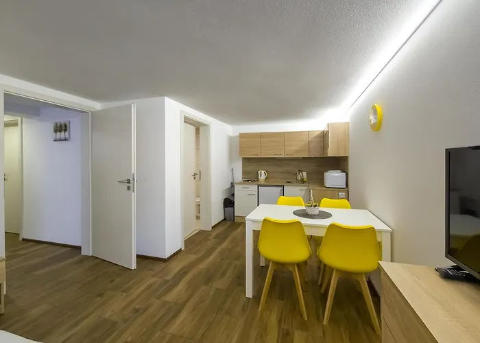 U Sobotku Rum i privatbostad Třeboň
